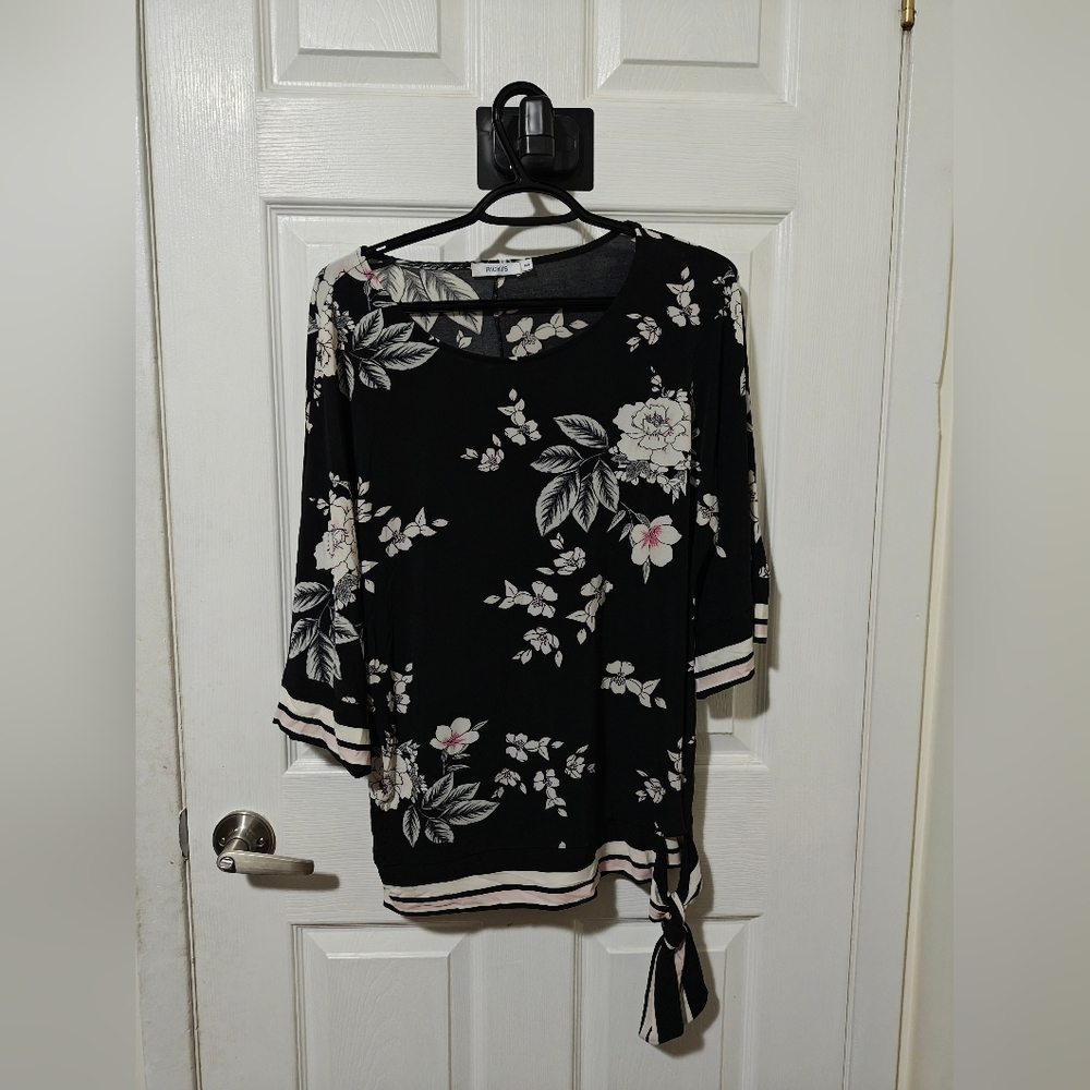 Floral Black and White Blouse